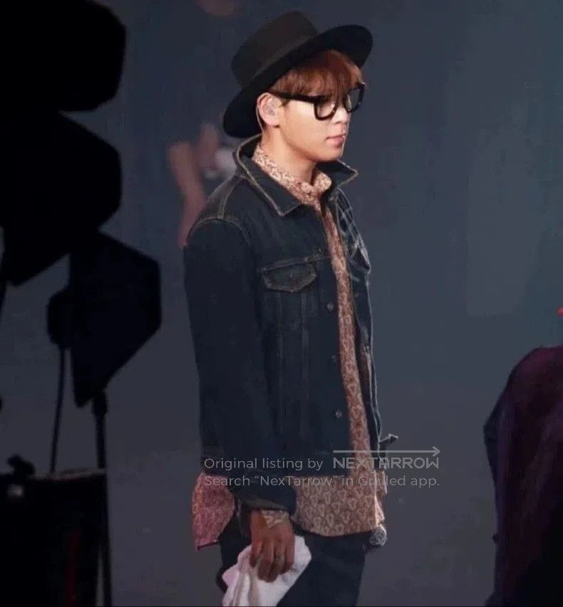 Saint Laurent Paris SAINT LAURENT Washed Blue Denim Jacket. Size US XS / EU 42 / 0 - 7 Thumbnail