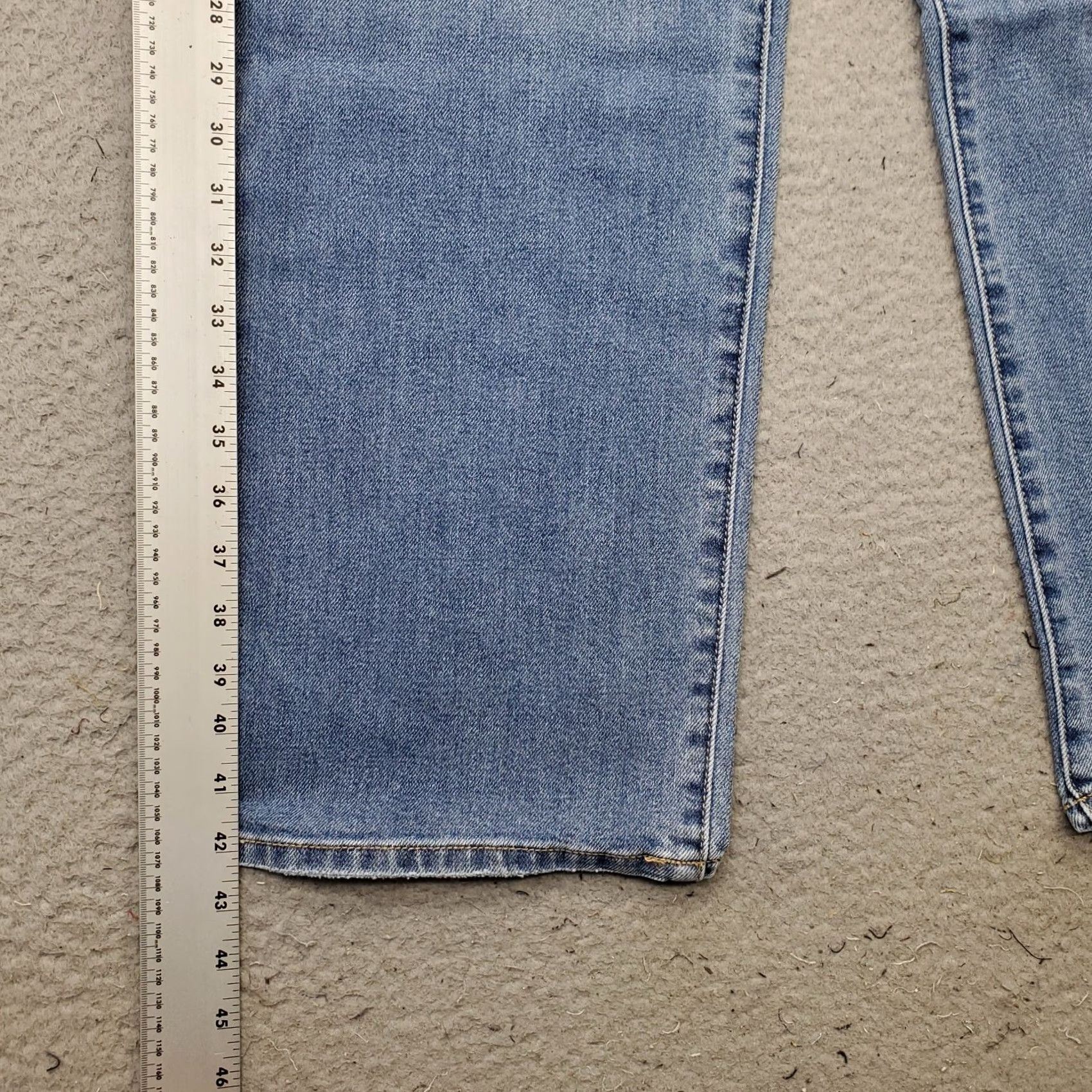 Vintage Seven7 Jeans Womens 12 Blue Denim Premium High Rise Loose Straight Leg MY10341DE Jeans Womens Size 12 Blue Straight 30.75 Inseam 42.25 Outseam NWT Size 34" / US 12 / IT 48 - 3 Thumbnail