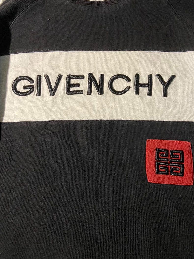 Givenchy Givenchy Long Sleeve T-Shirt, Unbeatable and Stylish, Embr Size US S / EU 44-46 / 1 - 3 Thumbnail
