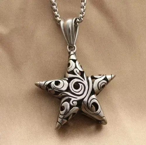 Jewelry Star Pendent Necklace Size ONE SIZE - 1 Thumbnail