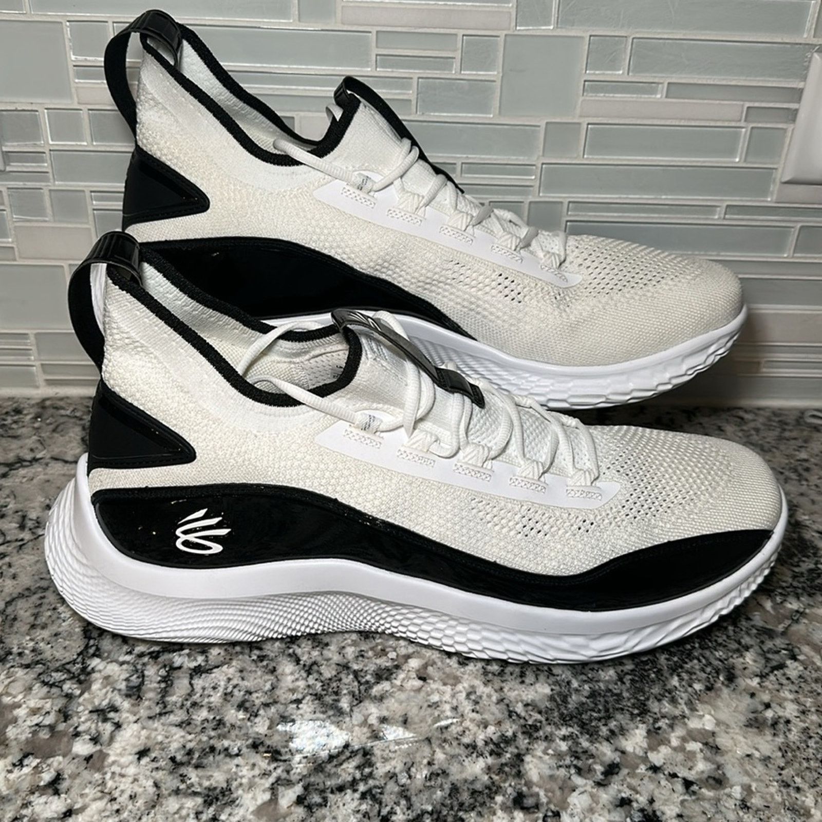 Under Armour Under Armour Team Curry 8 NM Black White Sneakers - 18 Size US 15 / EU 48 - 2 Thumbnail