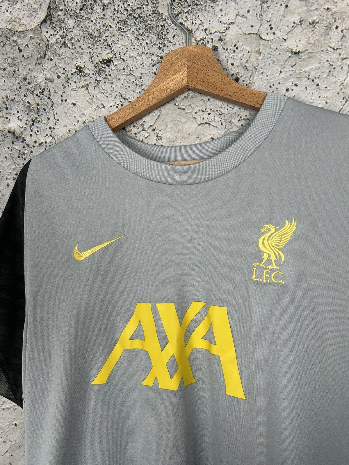 Nike Nike Liverpool FC Soccer Jersey Football Premier League Size US L / EU 52-54 / 3 - 3 Thumbnail