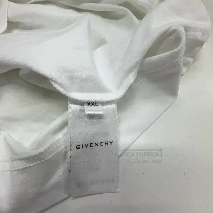Givenchy Givenchy Men's Pattern Print Crew Neck T-Shirt. Size US XXL / EU 58 / 5 - 7 Thumbnail