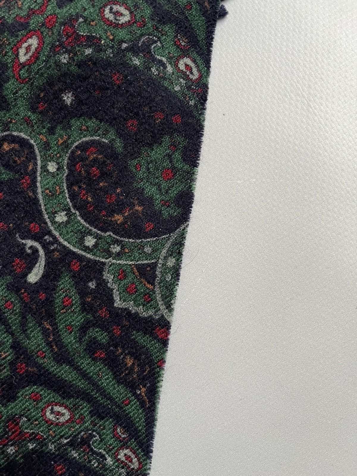 Loro Piana Inc Loro Piana Cashmere Wool Blue Paisley Scarf Scarve Size ONE SIZE - 18 Thumbnail