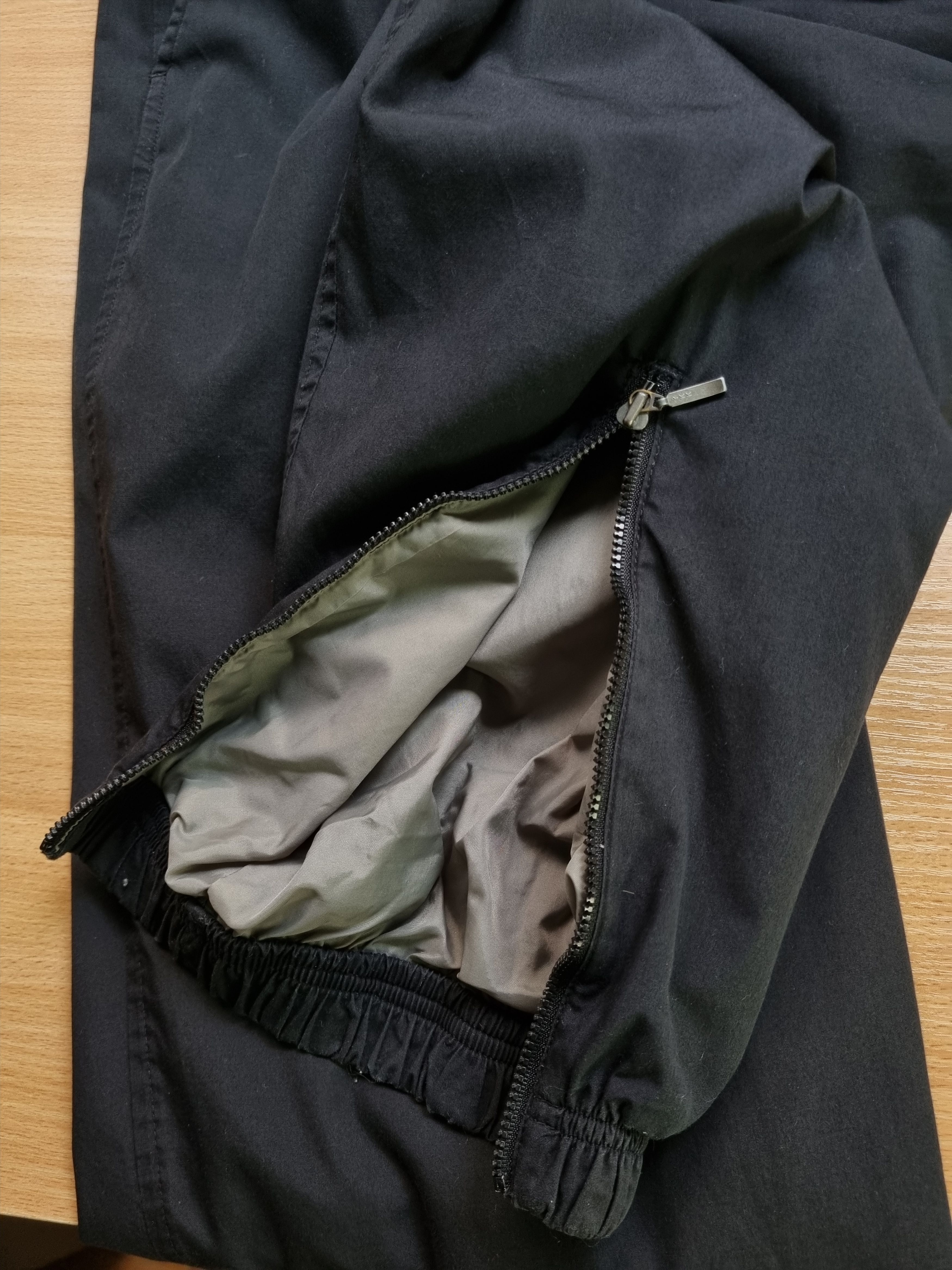 Nike × Vintage 90s Rare Nike Swoosh Nylon Sport Trousers Pants Size US 32 / EU 48 - 17 Thumbnail