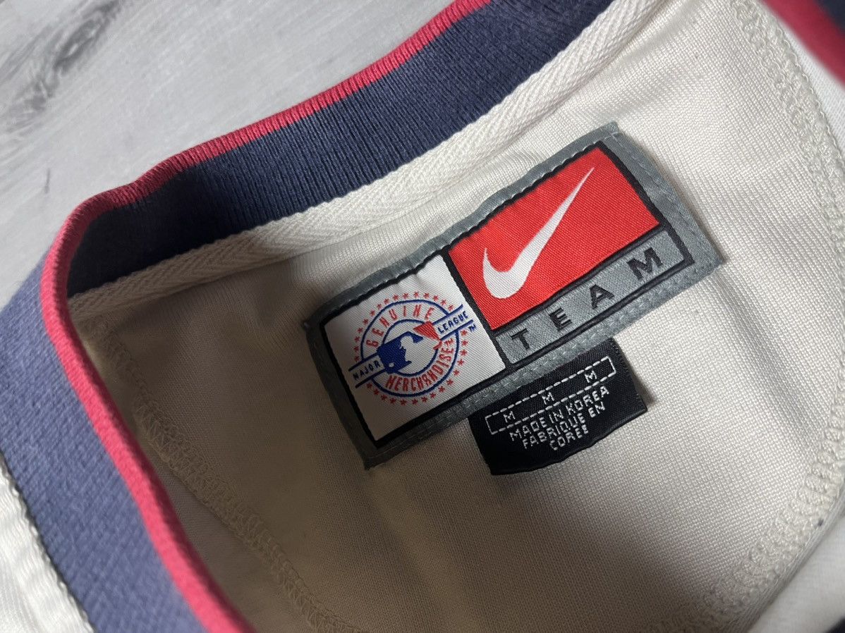 MLB Vintage Nike MLB Braves 90s shirt size Medium Size US M / EU 48-50 / 2 - 4 Thumbnail