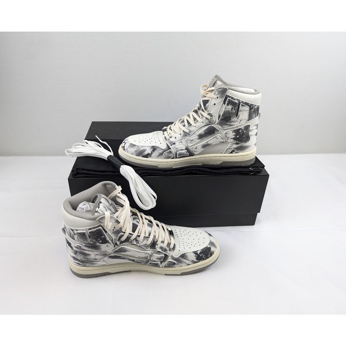 Amiri o1rshd1 Skel High Top Sneakers in Grey Size US 9 / EU 42 - 21 Thumbnail