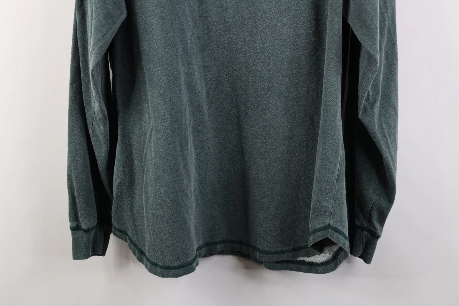 American Eagle Outfitters Vintage 90s American Eagle Outfitters Long Sleeve T-Shirt Size US M / EU 48-50 / 2 - 13 Thumbnail