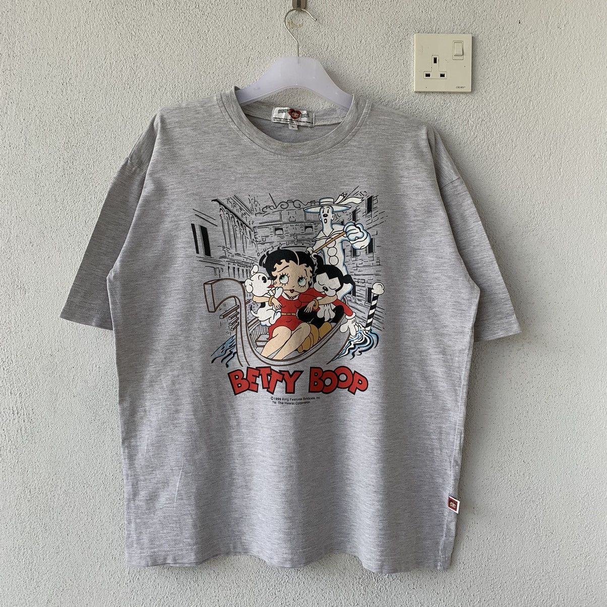 Vintage BETTY BOOP t shirt spell out big print design.. size L Size US L / EU 52-54 / 3 - 1 Thumbnail