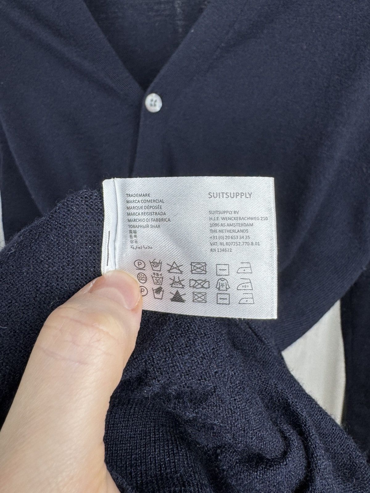 Suitsupply Suitsupply Navy Blue Merino Wool V Neck cardigan size XL Size US XL / EU 56 / 4 - 10 Thumbnail