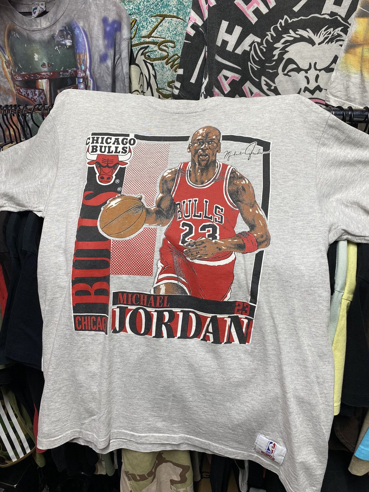 Jordan Brand 90’s Vintage Michael Jordan Bulls Tee Shirt Large Size US L / EU 52-54 / 3 - 1 Thumbnail