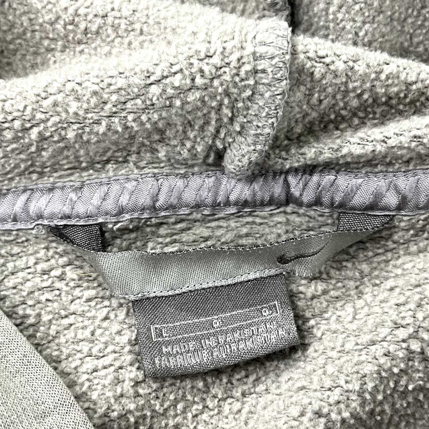 Nike VINTAGE Nike Hoodie Mens Large Gray AIR SOUL Sweatshirt Pullover Skater Retro Y2K VTG Size US L / EU 52-54 / 3 - 2 Thumbnail