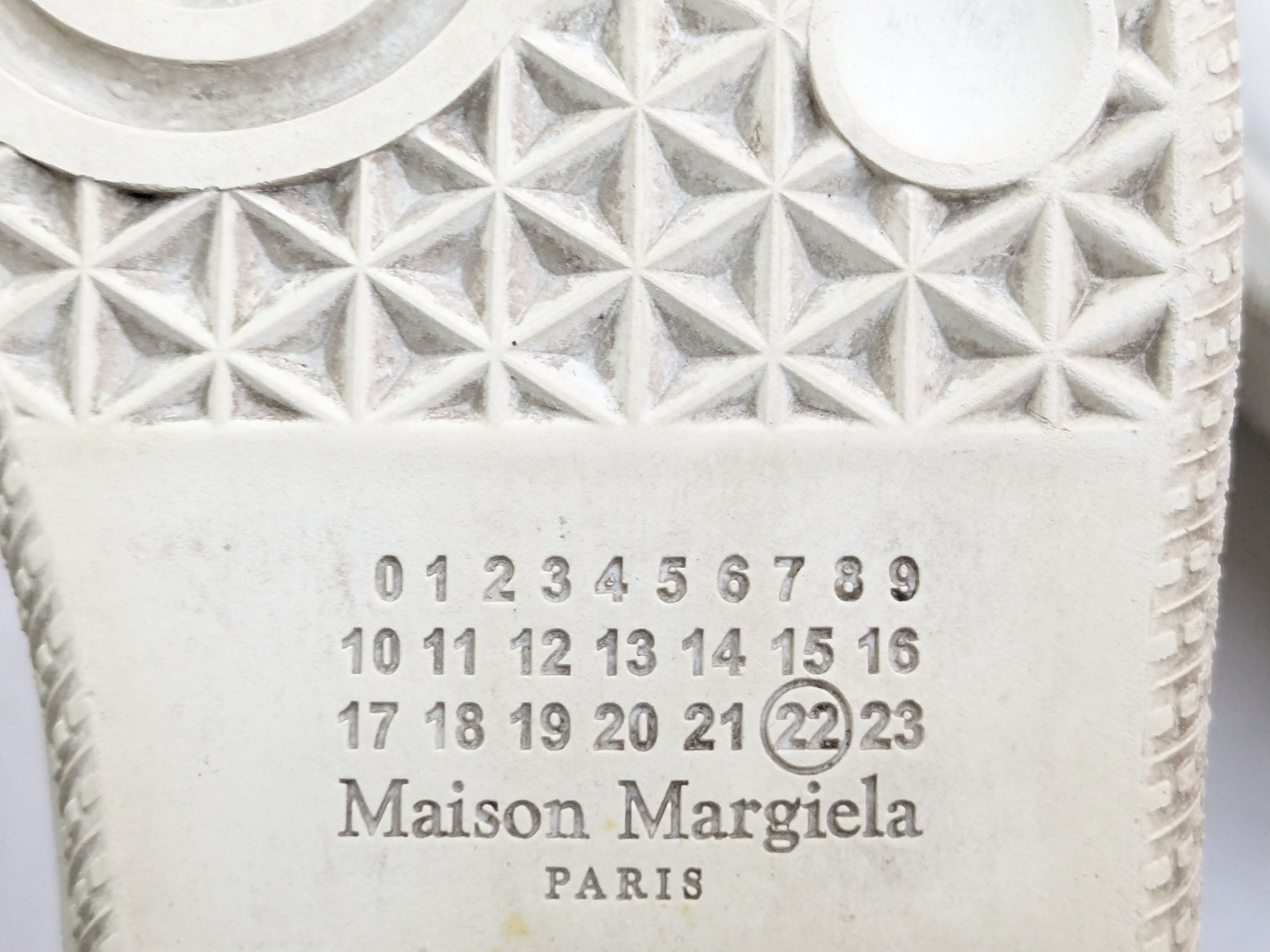 Maison Margiela Maison Margiela Future White 9 42 Low Tops Size US 9 / EU 42 - 19 Thumbnail