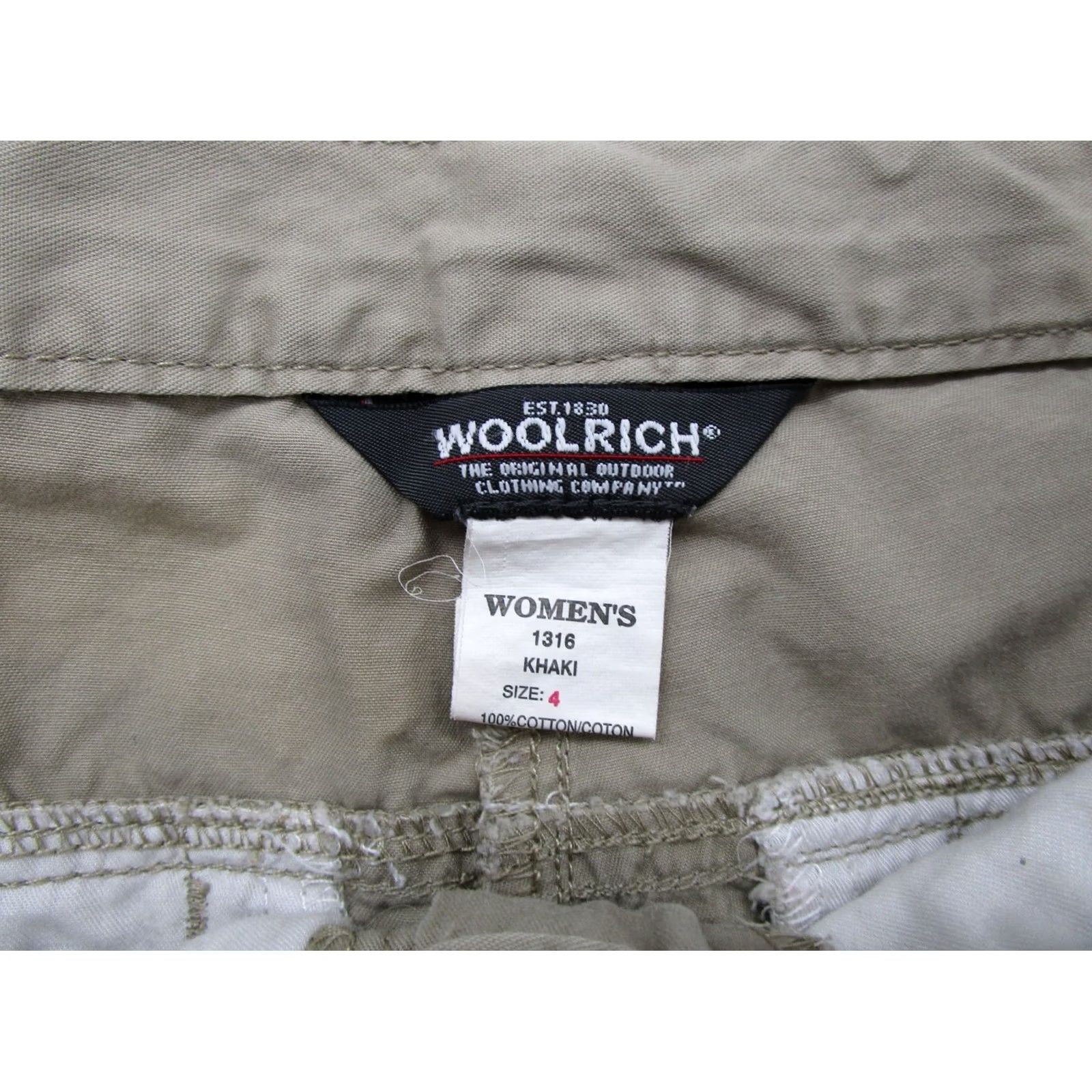 Vintage Woolrich Womens 4 Beige Pleated Hiking High Rise Mom Shorts Outdoor Khaki Size 27" / US 4 / IT 40 - 2 Thumbnail