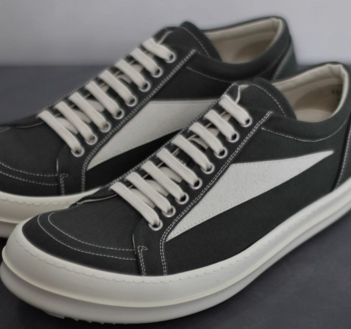 Rick Owens Rick Owens DRKSHDW New Canvas Vans-Inspired Sneakers Size US 8 / EU 41 - 2 Thumbnail