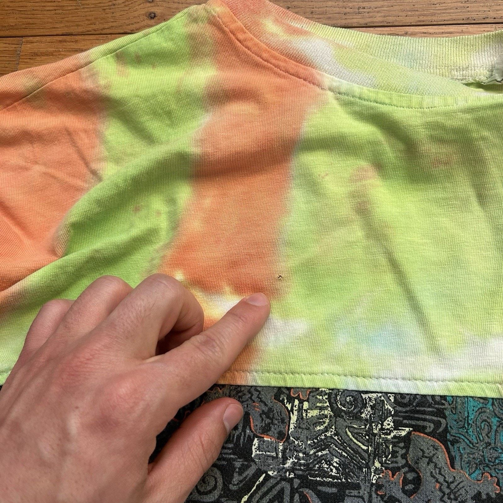 Vintage 90s Casual Boy Tie Dye Surf Long Sleeve Cropped Tee Shirt Size US S / EU 44-46 / 1 - 5 Thumbnail