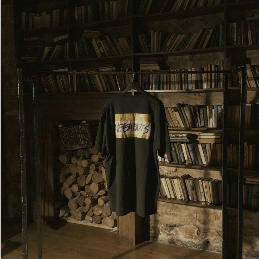 Vetements VETEMENTS HELLO MY NAME IS T-SHIRT Size US L / EU 52-54 / 3 - 2 Thumbnail