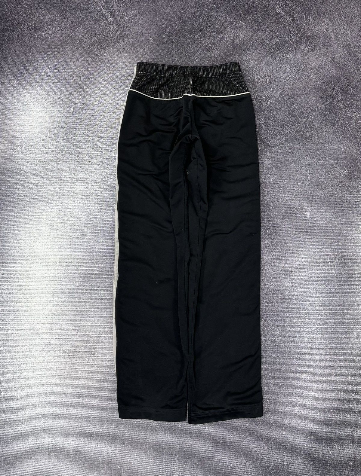 Nike Vintage Nike Y2K Wide-Leg Side Buttons Hype Track Pants Size US 30 / EU 46 - 2 Thumbnail
