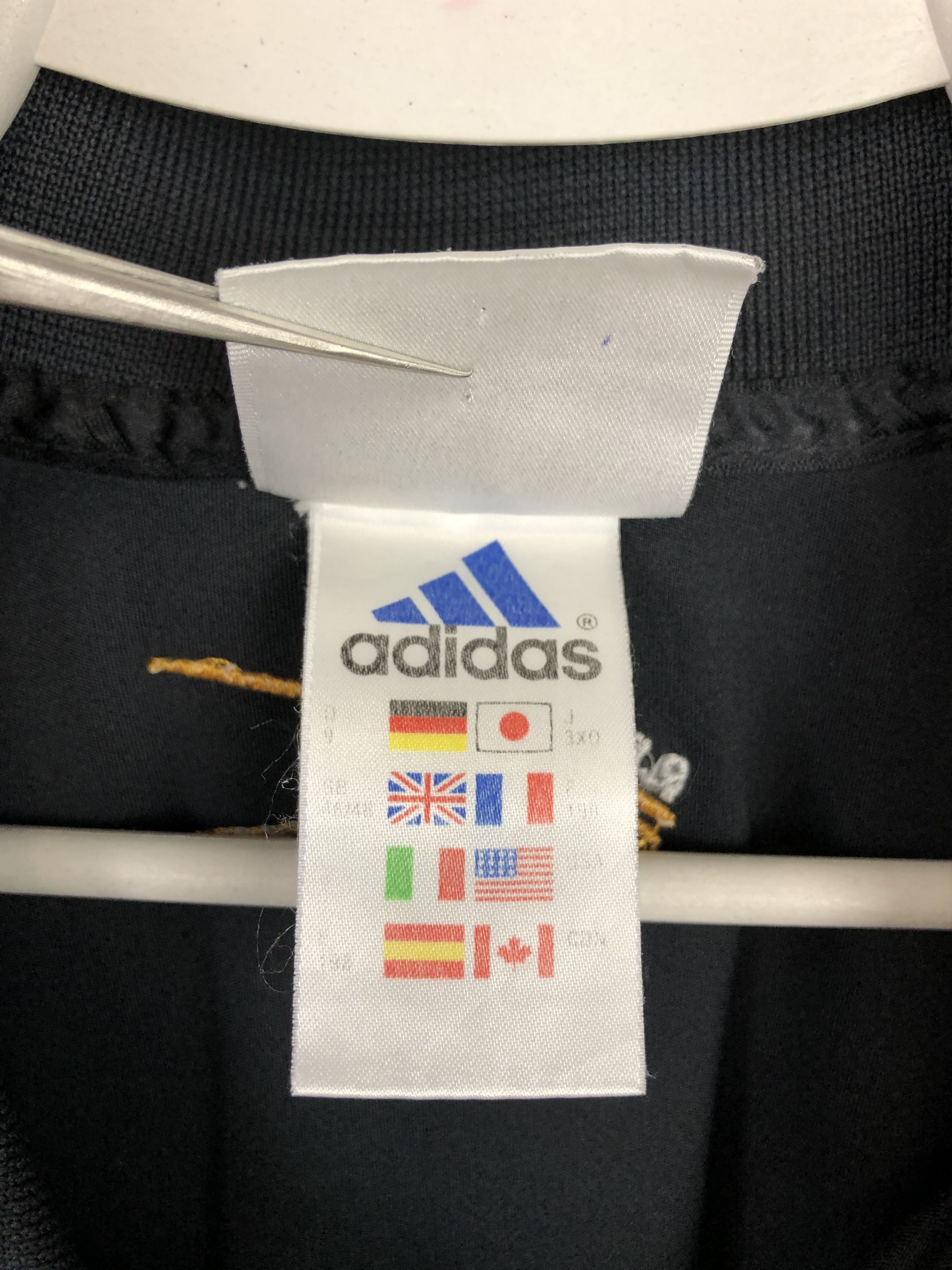 Adidas Vintage Adidas Real Madrid football 2001 Soccer Polo Tee Size US XL / EU 56 / 4 - 7 Thumbnail
