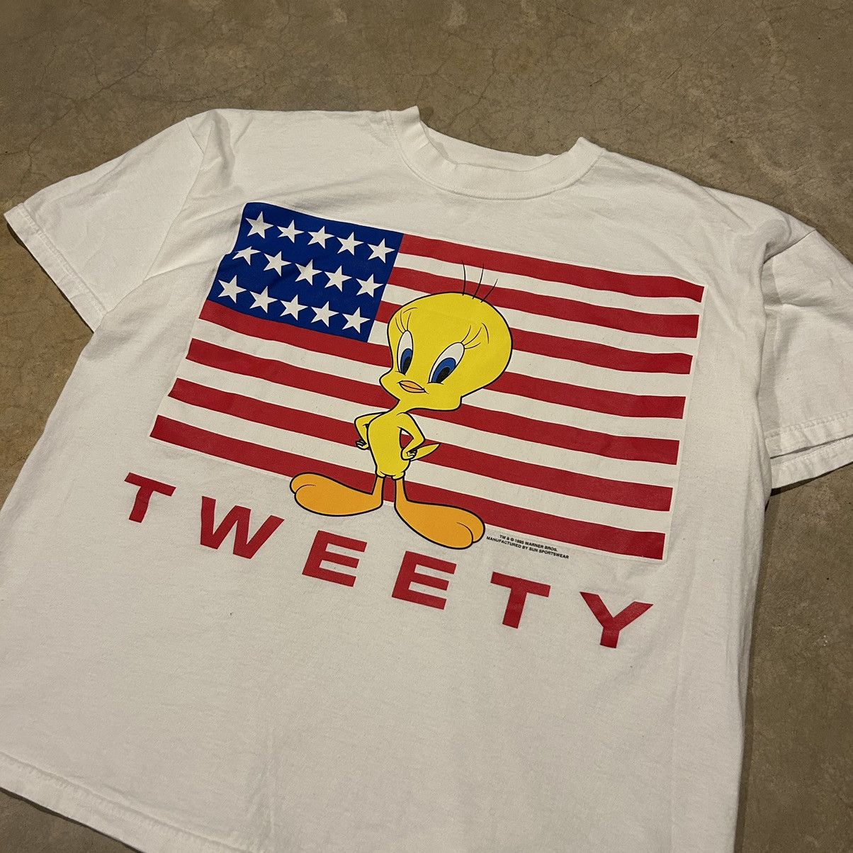 Cartoon Network × Vintage × Warner Bros Crazy Vintage 90s Tweety Bird USA Flag Cartoon Tee Skater Size US XL / EU 56 / 4 - 2 Thumbnail