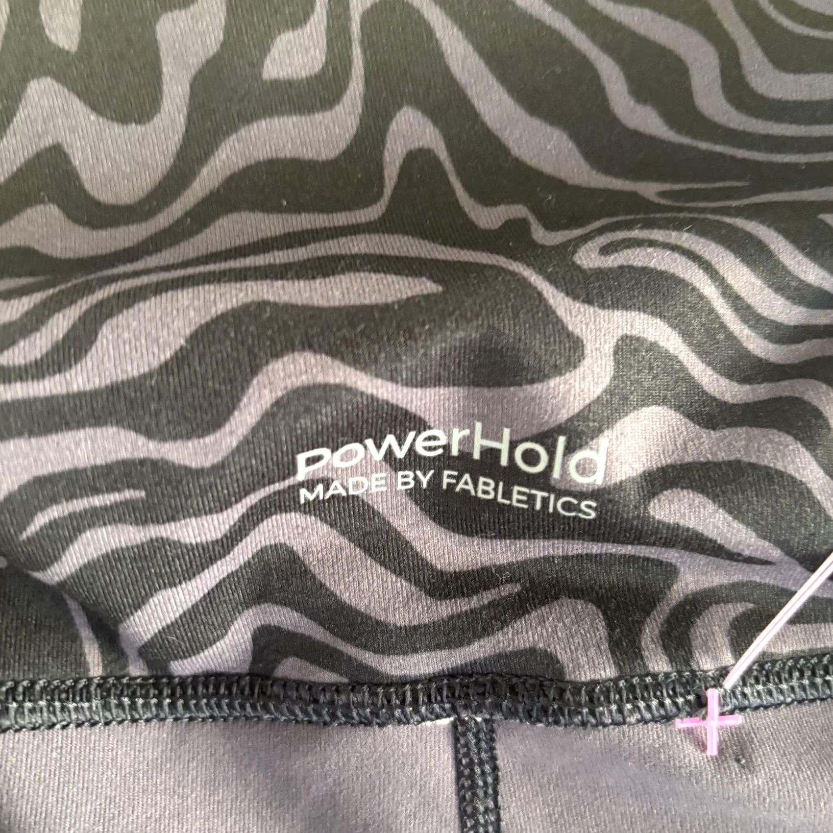 Fabletics Fabletics PowerHold Leggings Womens XL Black Animal Print Ankle Pants Yoga Size 40" / US 18 - 6 Thumbnail