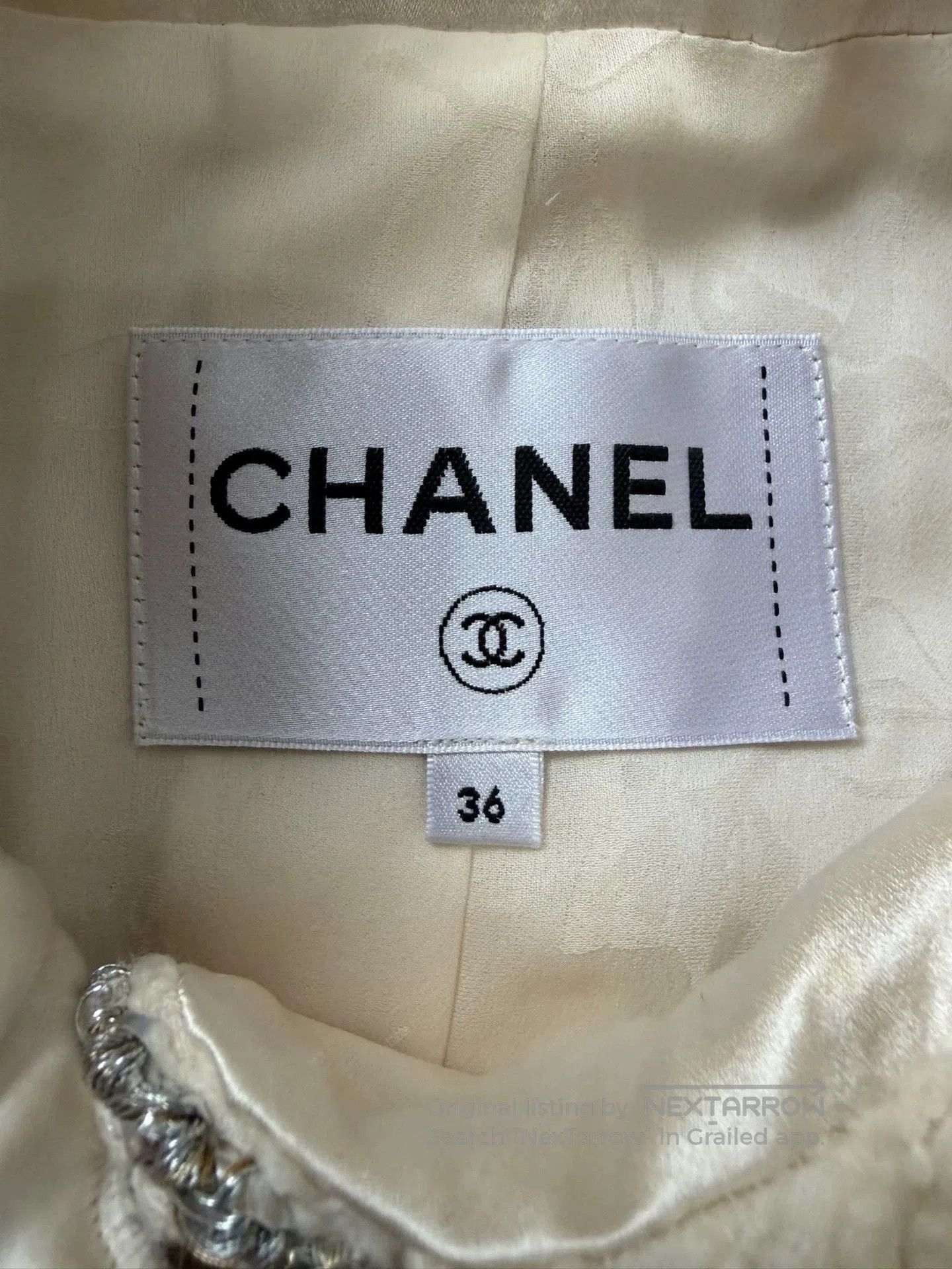 Chanel Chanel Beige Tweed Pearl Button Jacket. Size US S / EU 44-46 / 1 - 4 Thumbnail