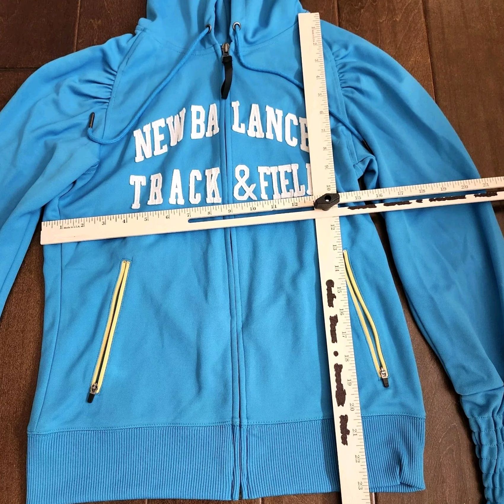 New Balance New Balance Heritage Turquoise Blue Hooded Track & Field Jacket S Women's Turquoise Activewear Long Sleeve Pullover Jogger Run Size S / US 4 / IT 40 - 7 Thumbnail