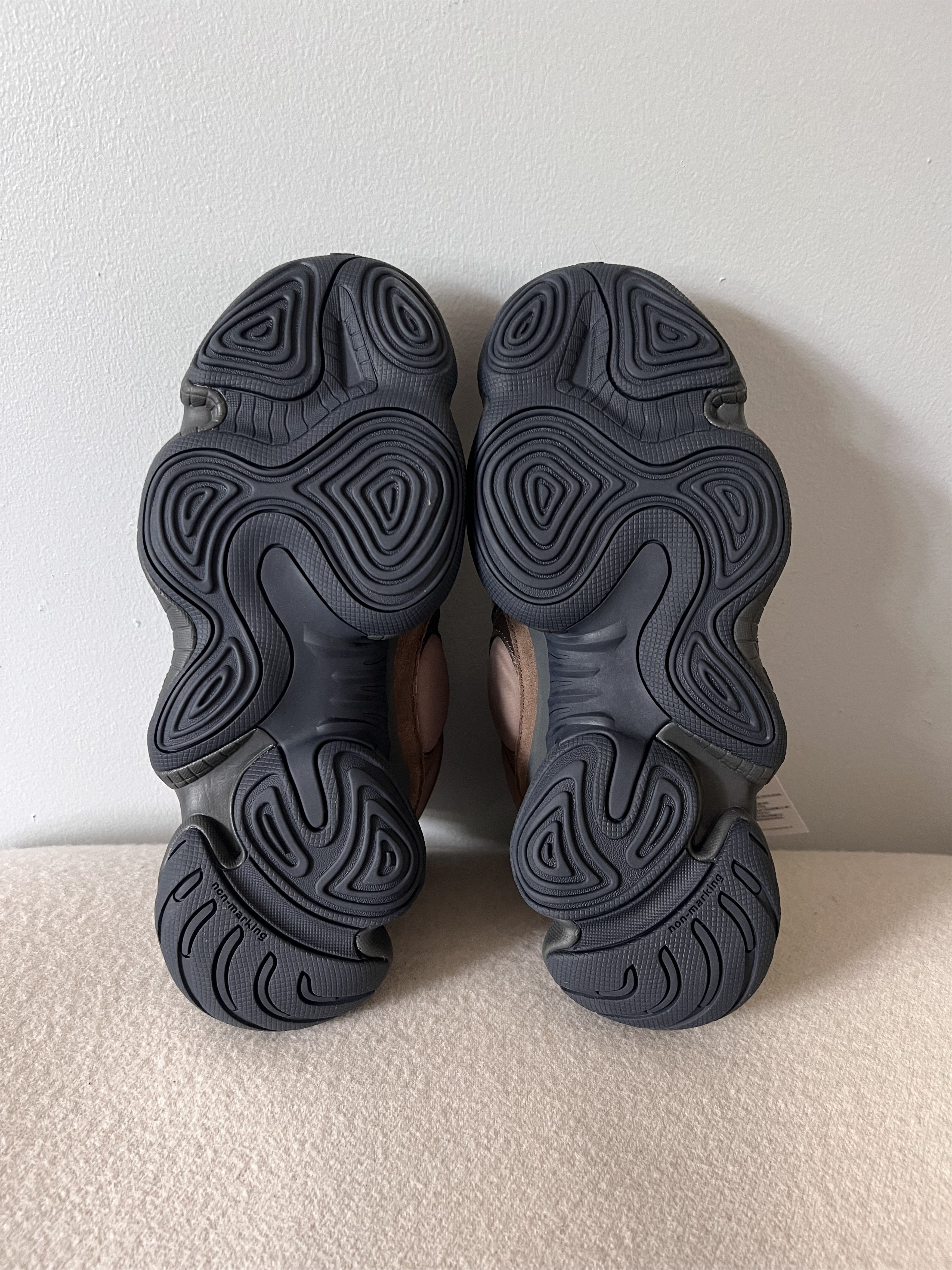 Adidas × Kanye West Adidas Yeezy 500 High in Taupe Black Size US 10.5 / EU 43-44 - 6 Thumbnail