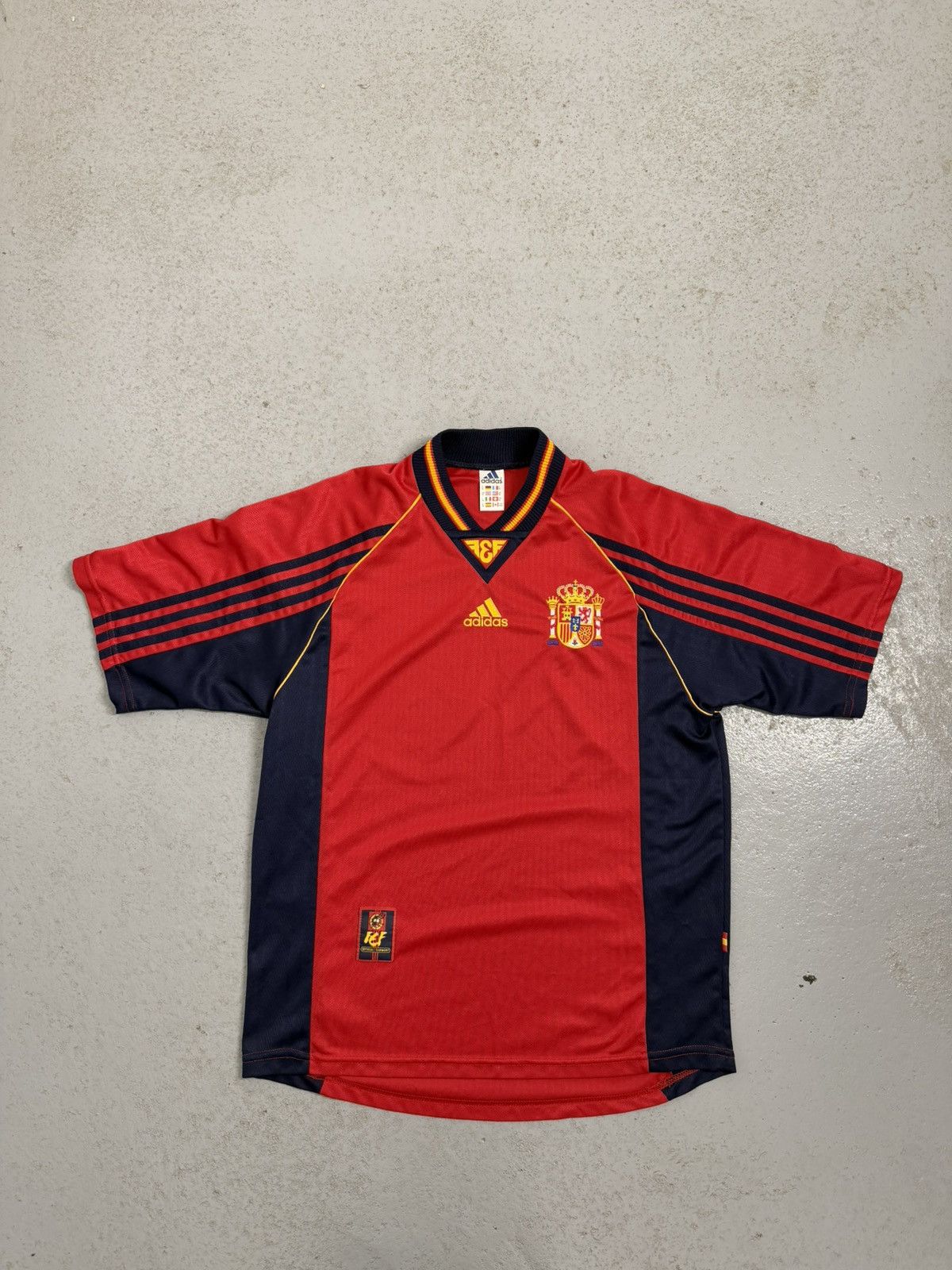 Adidas Vintage 1998/1999 Adidas Spain Soccer Jersey Size US M / EU 48-50 / 2 - 1 Thumbnail