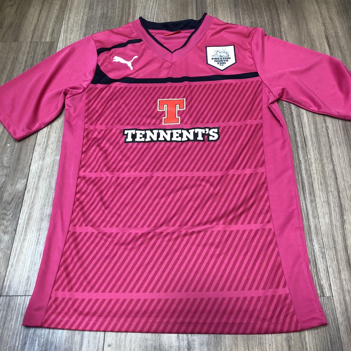 Puma Preston North End 12/13 third away shirt Size US M / EU 48-50 / 2 - 1 Thumbnail