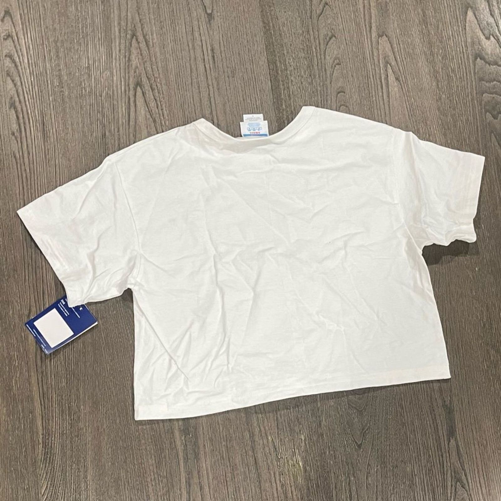 Champion NWT Champion White Graphic Crop Top - Size S Size S / US 4 / IT 40 - 4 Thumbnail
