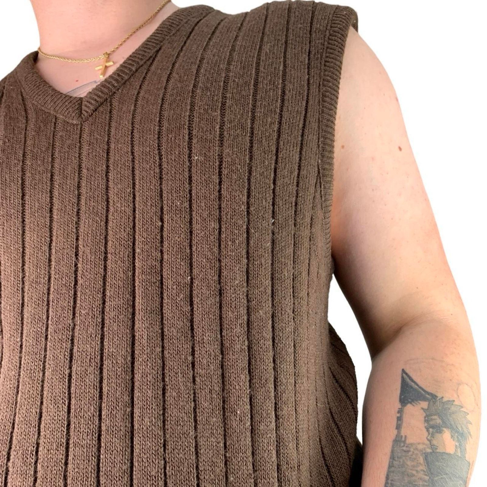 Vintage Vintage 90s brown knit sweater vest Size US L / EU 52-54 / 3 - 4 Thumbnail