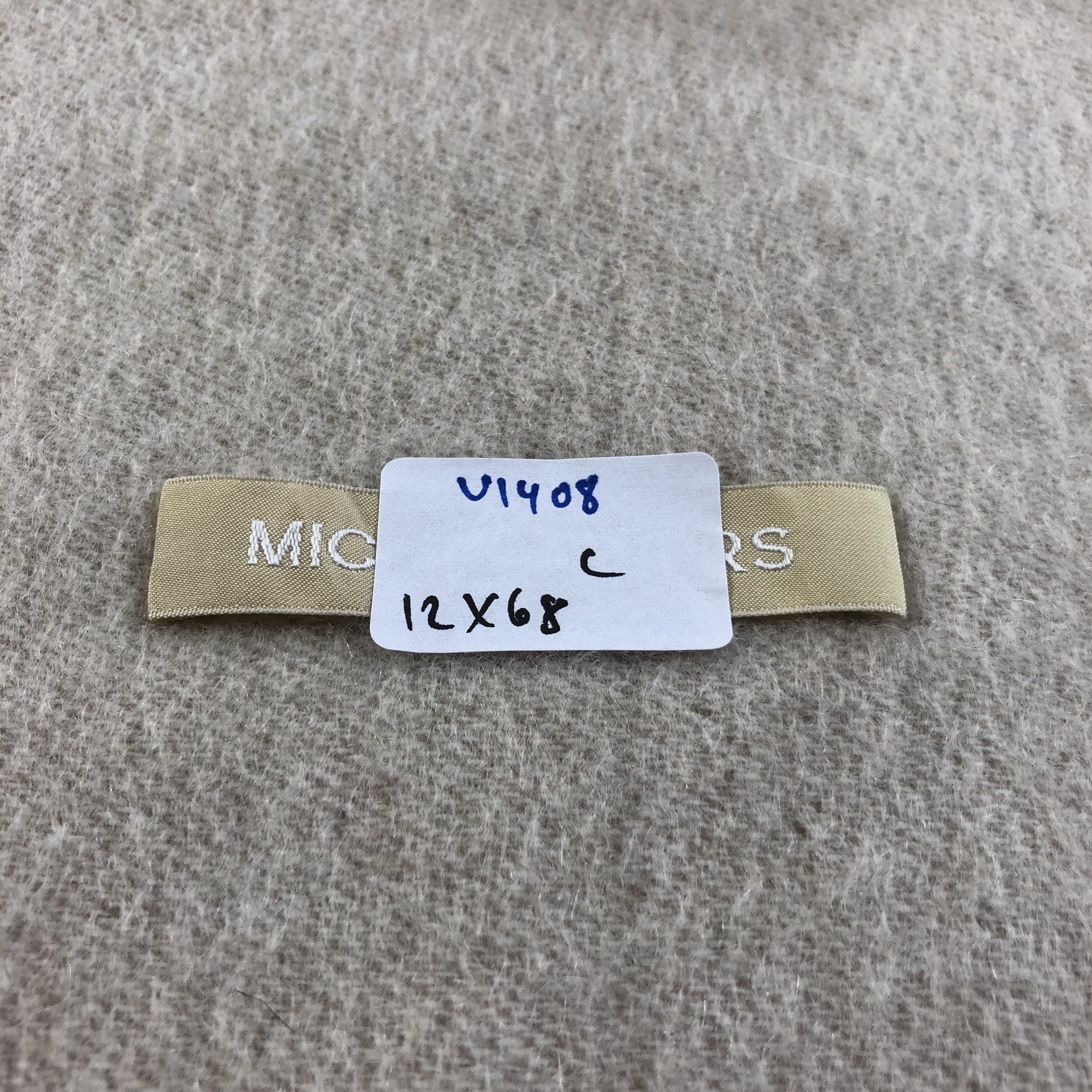 Michael Kors Michael Kors Plain Cashmere Scarf Muffler V1408 Size ONE SIZE - 12 Thumbnail