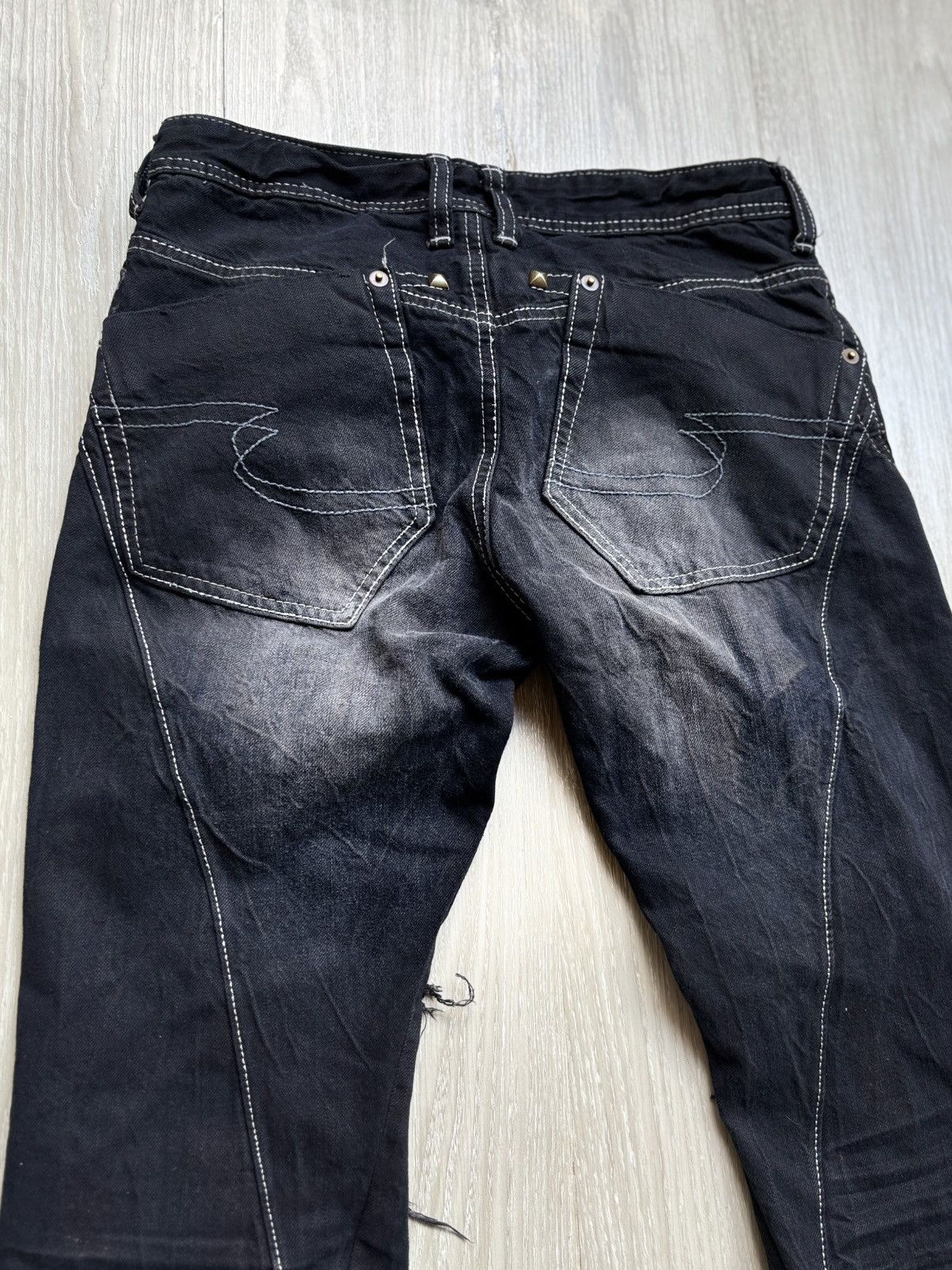semanticdesign SEMANTIC DESIGN flare jeans Size US 26 / EU 42 - 6 Thumbnail