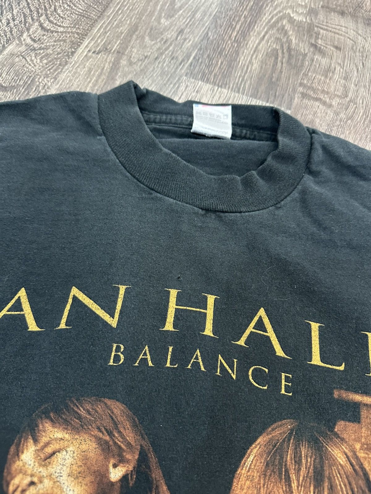 Band Tees Vintage Van halen balance tour 1995 t shirt Size US XL / EU 56 / 4 - 8 Thumbnail