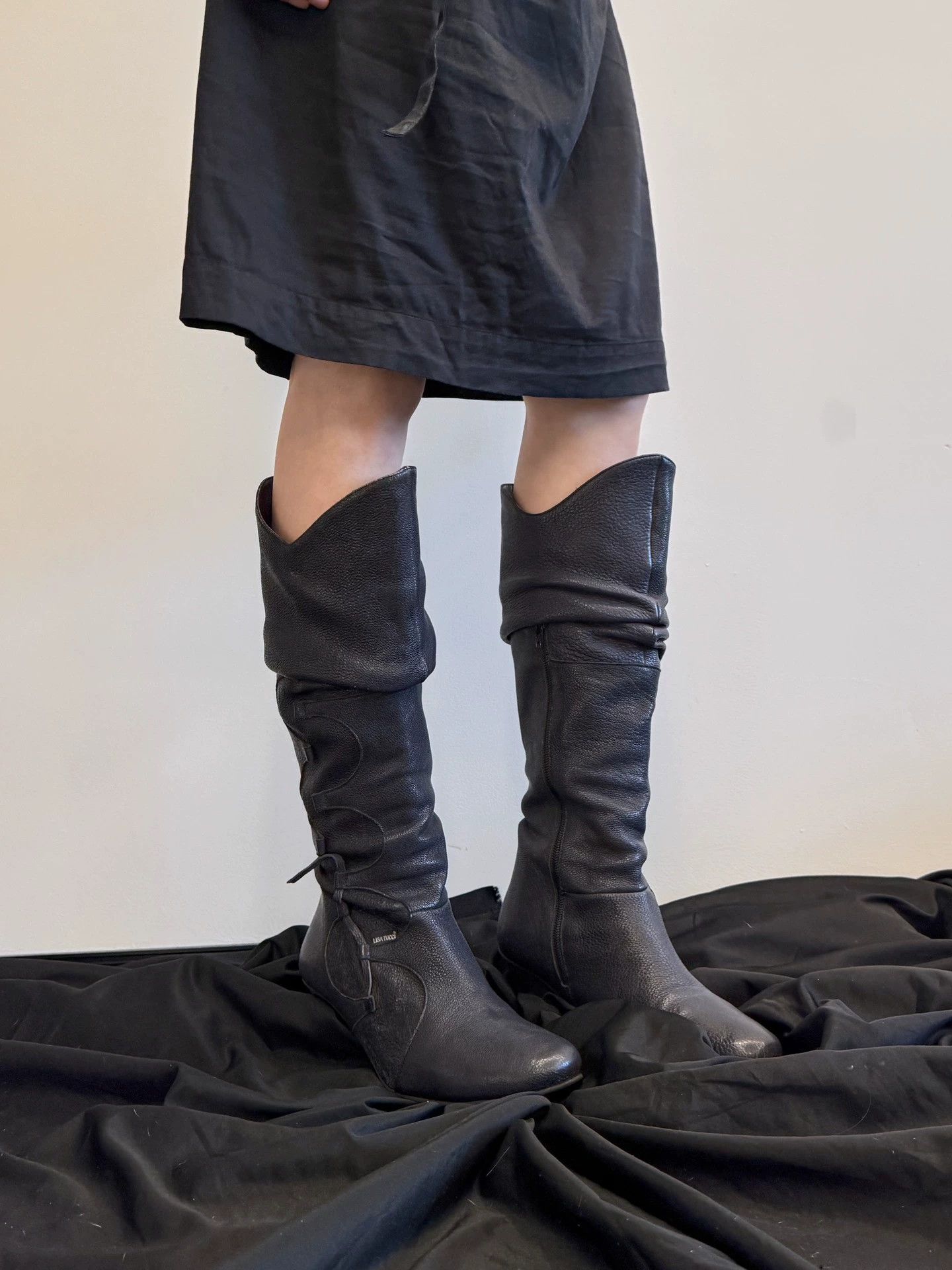 Vintage European Vintage Tall Unique Slanted Heel Boots Size 39 Size US 8.5 / IT 38.5 - 2 Thumbnail