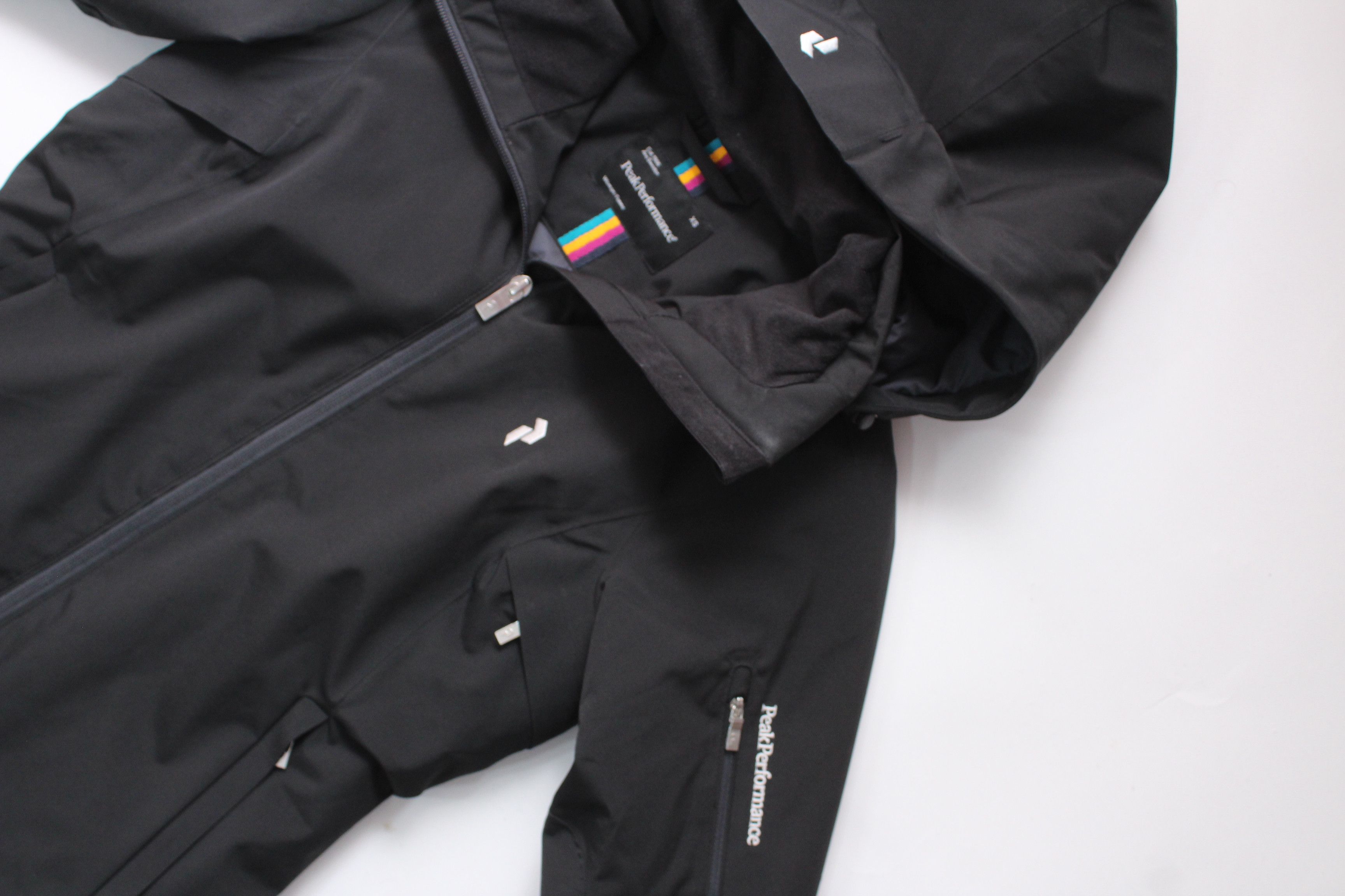 Goretex Peak Performance Anima Snowboard Jacket Womens Size XS Size XS / US 0-2 / IT 36-38 - 8 Thumbnail