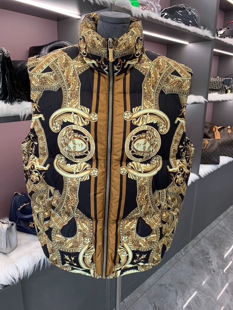 Versace Versace Medusa baroque print vest Size US XL / EU 56 / 4 - 1 Thumbnail
