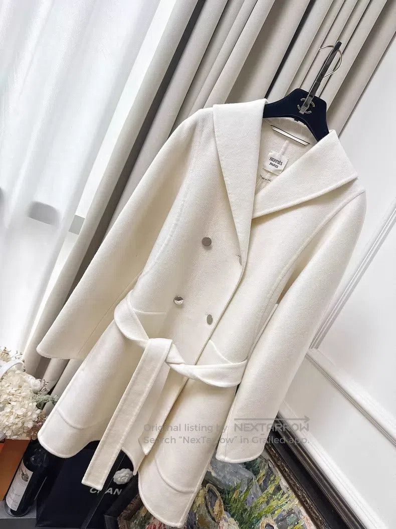 Hermes Hermes Cream White Cashmere Silver Buckle Double Breasted Size XS / US 0-2 / IT 36-38 - 1 Thumbnail