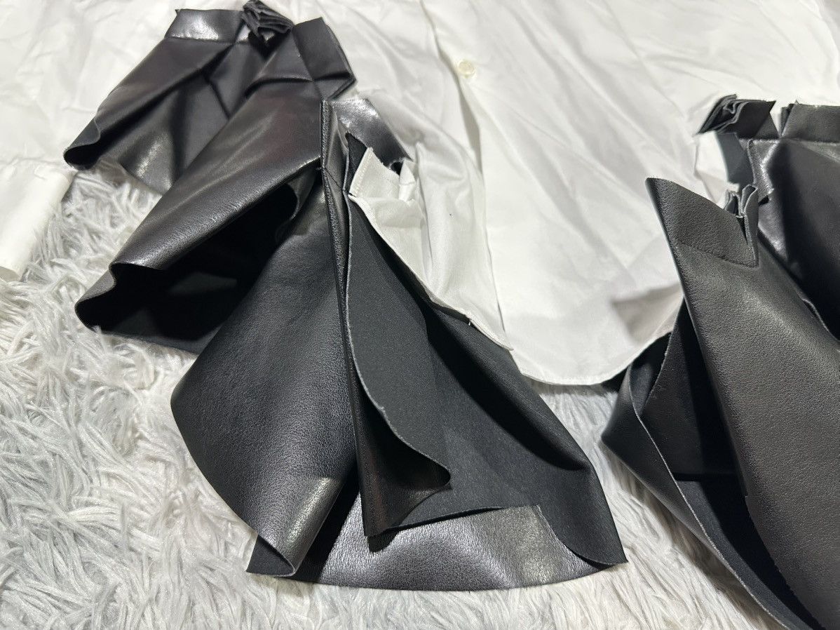 Comme des Garcons 🔥Aw24 Comme Des Garcons Asymmetric Faux Leather Frill Shirt Size US S / EU 44-46 / 1 - 9 Thumbnail
