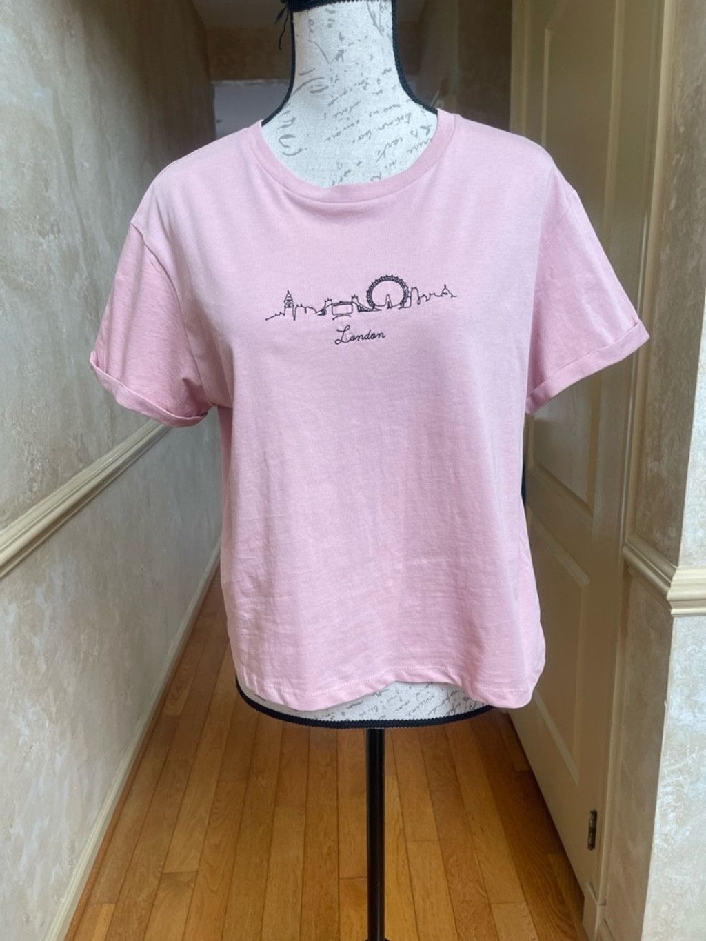 Topshop Topshop London Skyline Graphic Tee Cotton Sz 10 BarbieCore Size M / US 6-8 / IT 42-44 - 2 Thumbnail
