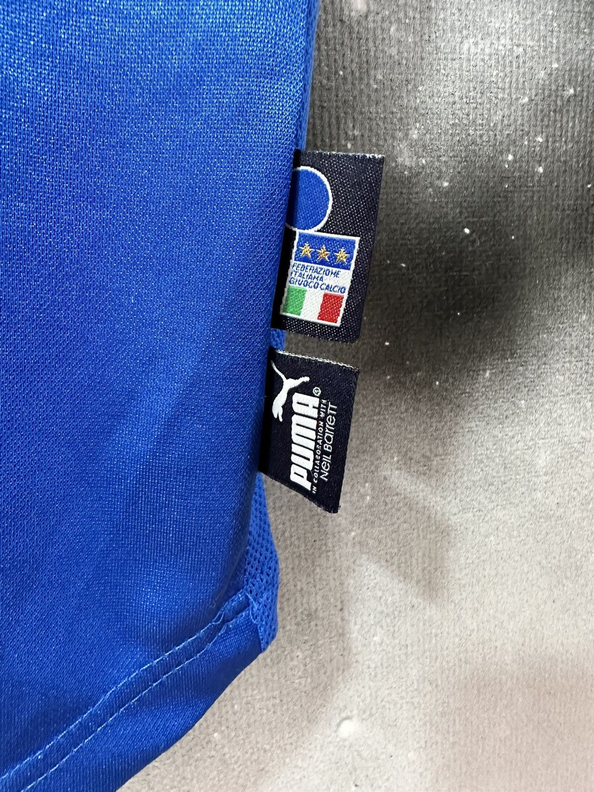 Puma 🩸RARE🩸 Italy Vintage Jersey Puma 2004/2006 Size US M / EU 48-50 / 2 - 6 Thumbnail