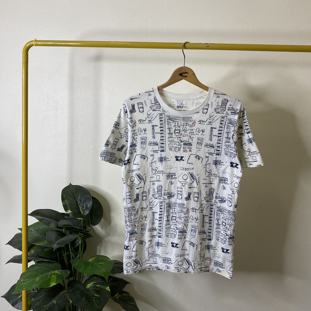 Jean-Michel Basquiat JMB x Moma Special Edition Art Tshirt AllOverPrint Size US M / EU 48-50 / 2 - 1 Thumbnail