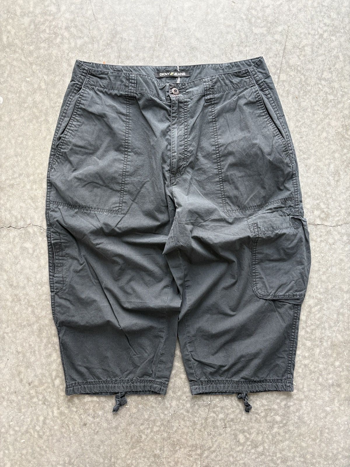 DKNY Vintage Y2K DKNY Baggy Long Shorts Skater Style Size US 34 / EU 50 - 1 Thumbnail
