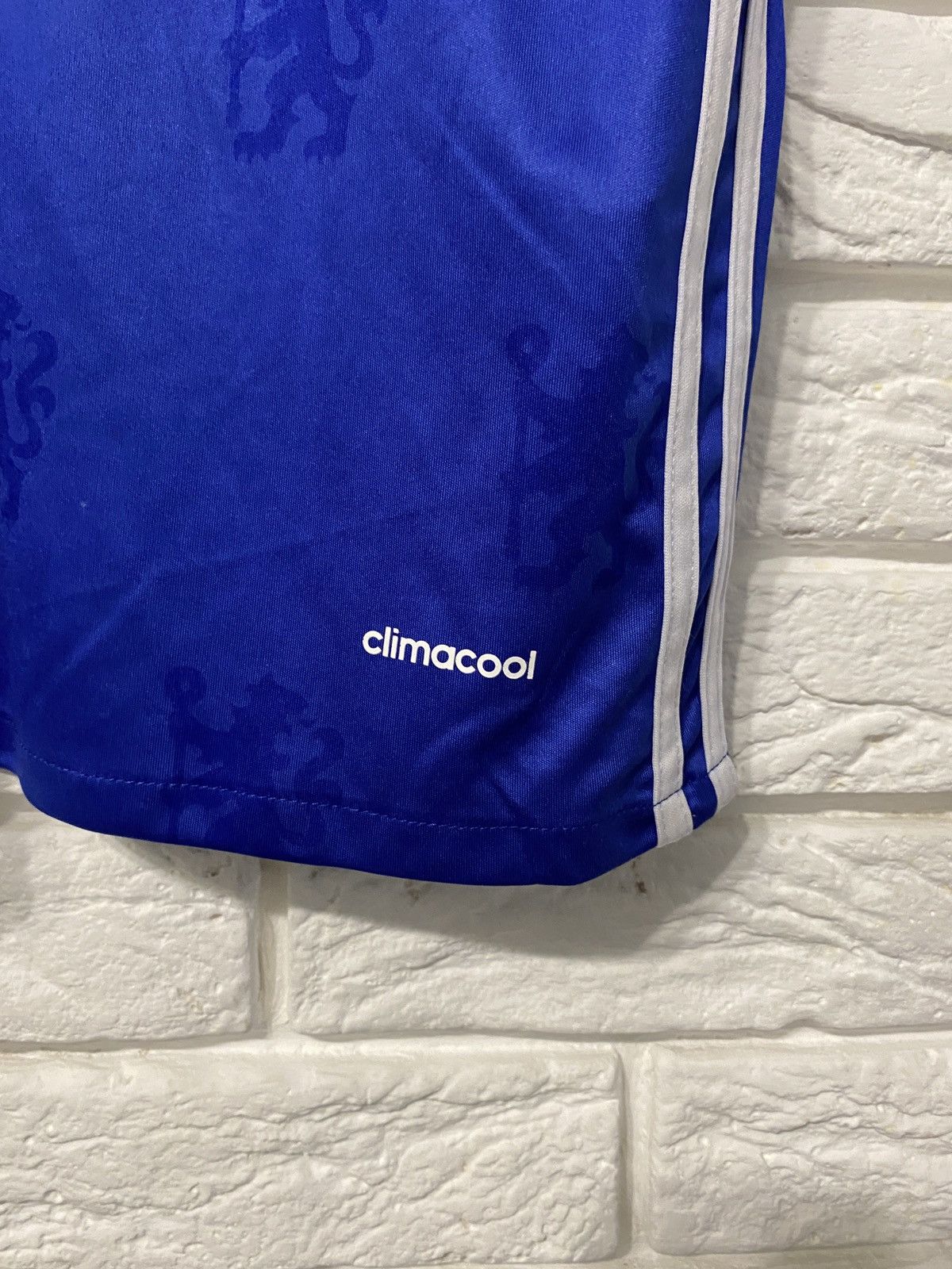 Adidas × Chelsea Soccer ADIDAS CHELSEA SOCCER JERSEY Size US XL / EU 56 / 4 - 2 Thumbnail