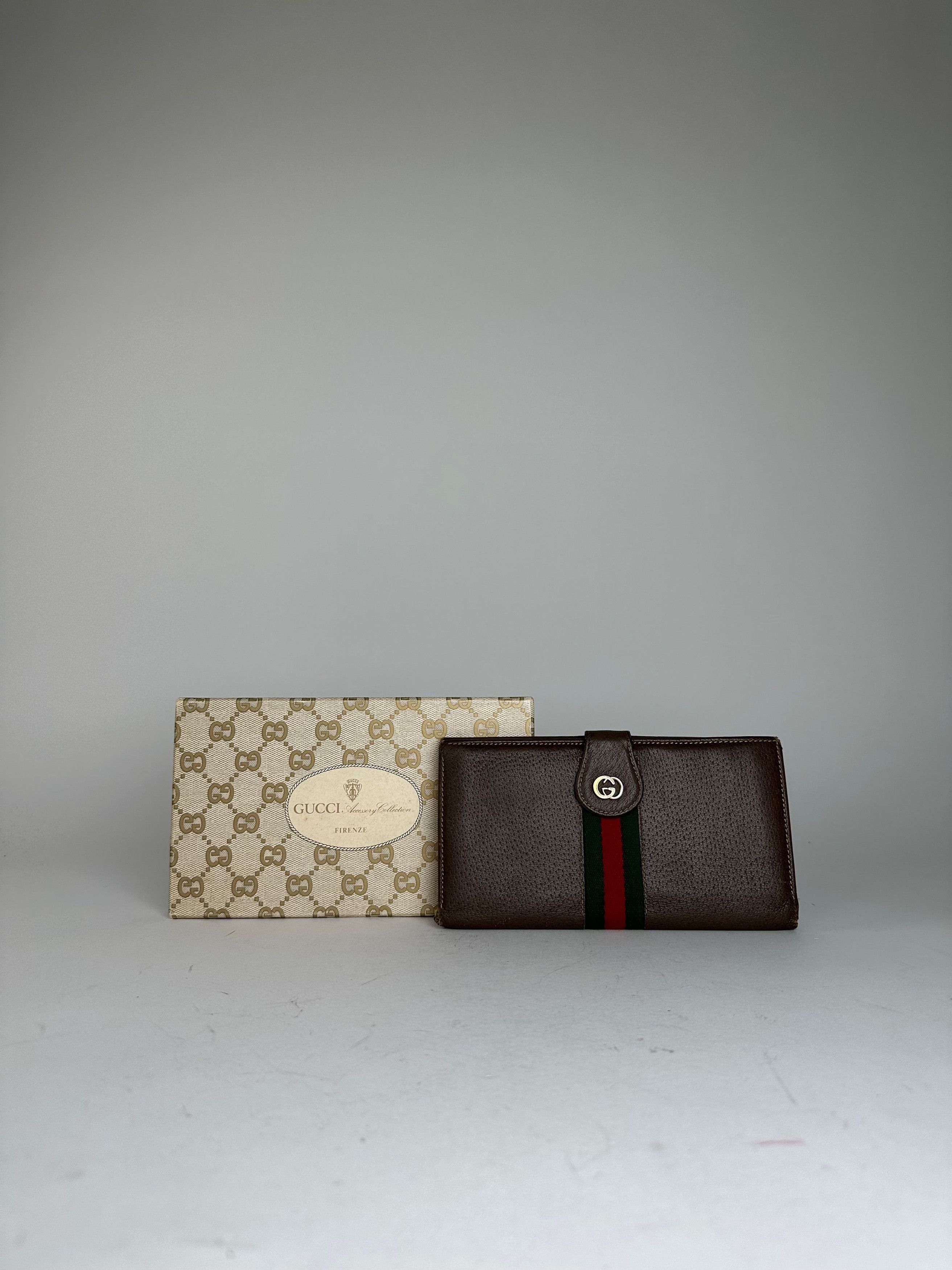 Gucci Vintage Web Stripe Leather Long Wallet Brown Size ONE SIZE - 1 Thumbnail