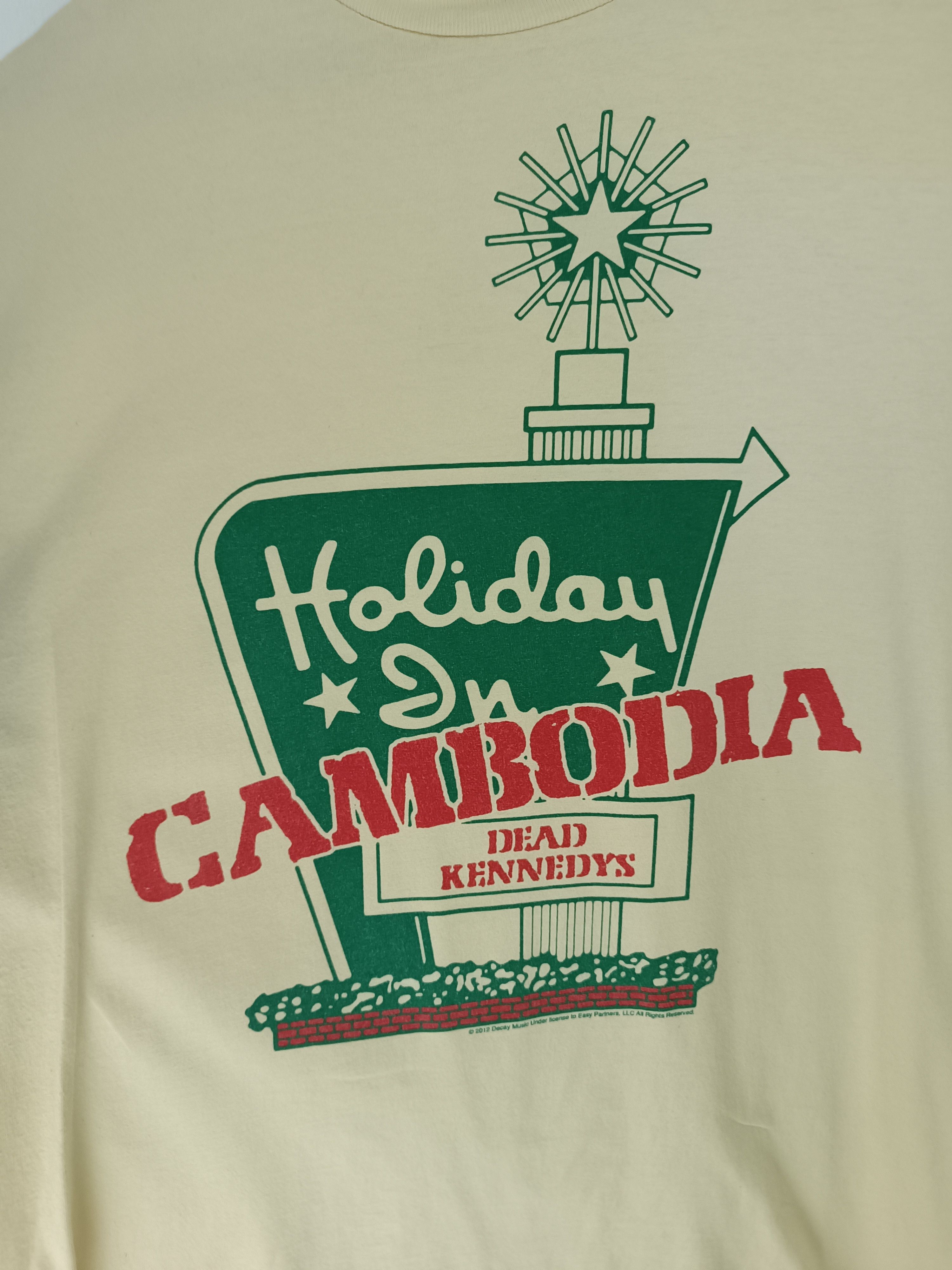 Band Tees VINTAGE '12 DEAD KENNEDYS HOLIDAY IN CAMBODIA SEX PISTOLS Size US L / EU 52-54 / 3 - 9 Thumbnail