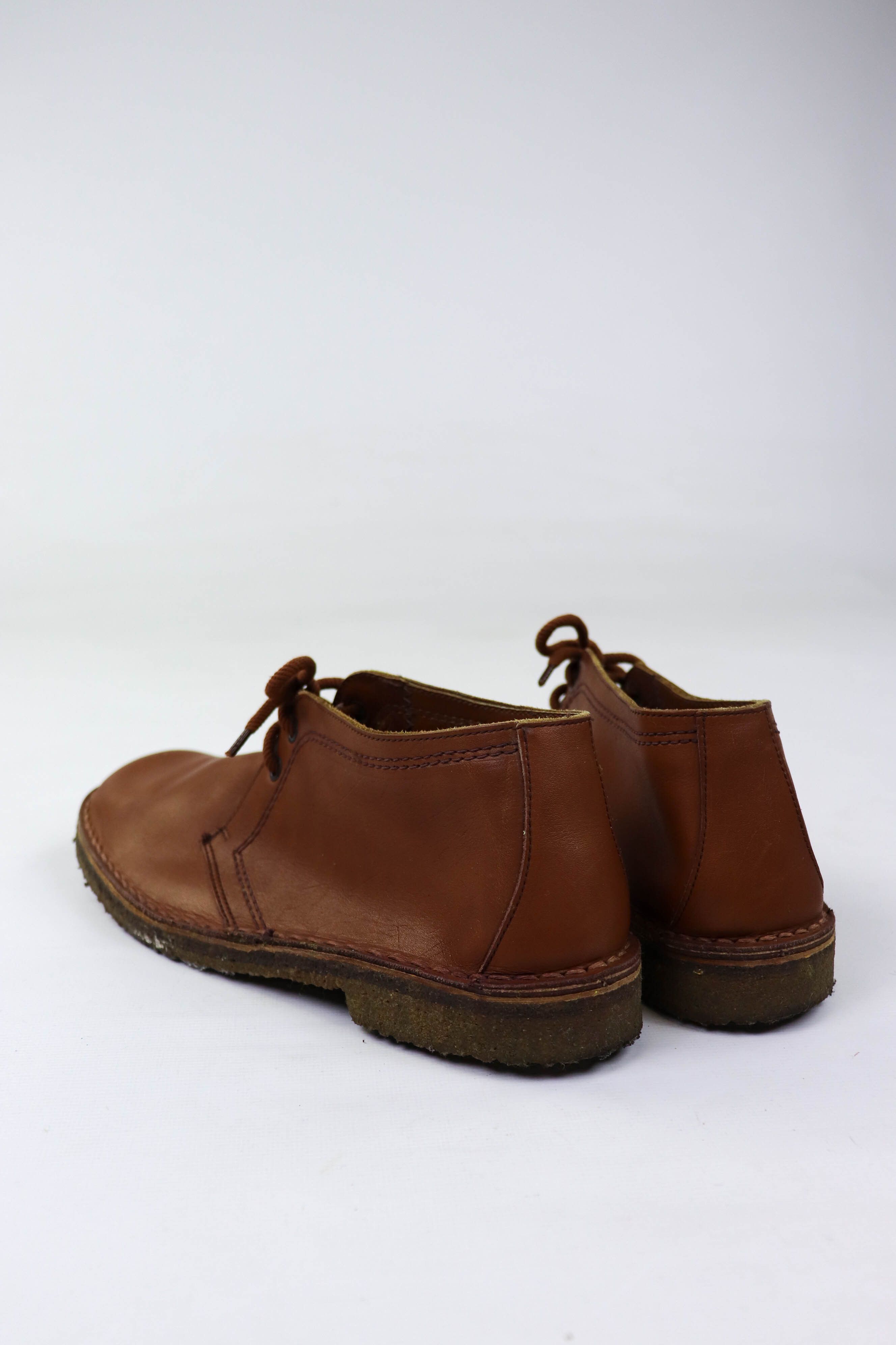 Clarks Clarks Made in England Tan Leather Low Desert Boots Size US 9.5 / EU 42-43 - 8 Thumbnail