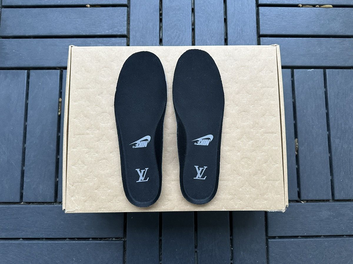 Louis Vuitton Louis Vuitton Nike Air Force 1 Low Black Size US 6 / EU 39 - 9 Thumbnail