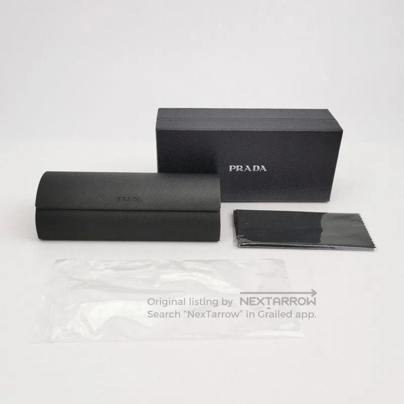 Prada Prada Logo Frame Sunglasses in Brown. Size ONE SIZE - 8 Thumbnail